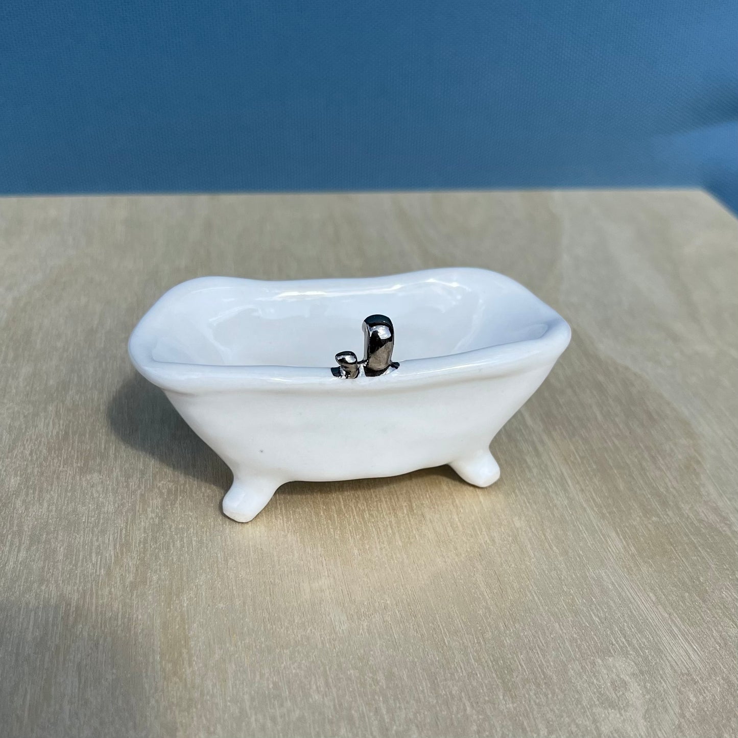 Jenni Ceramics x Jackie's Glass Collab: Duck in Bathtub