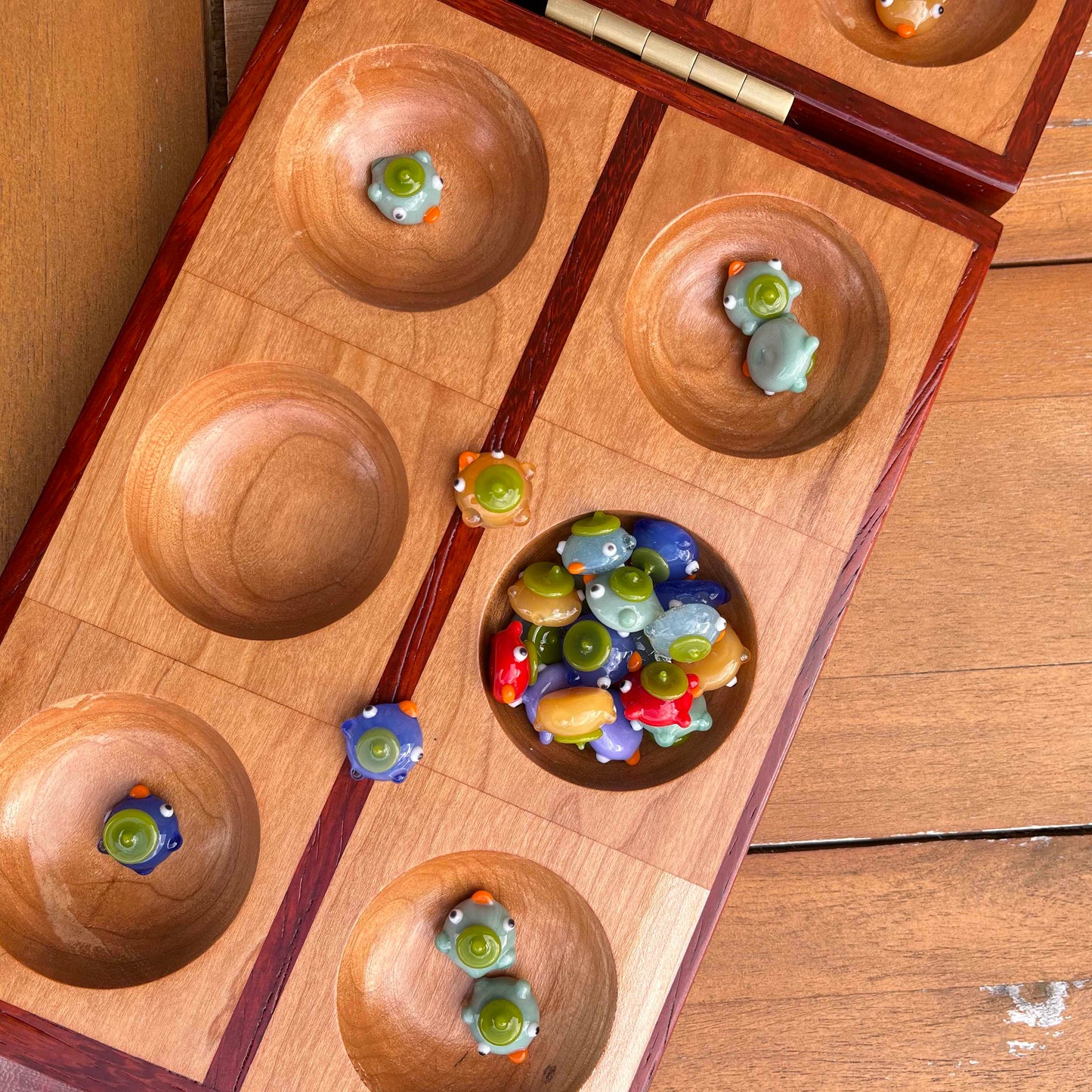 Mancala ducks: set of 48 glass ducks